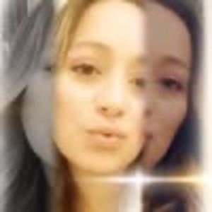 Meet your Posher, Carolina